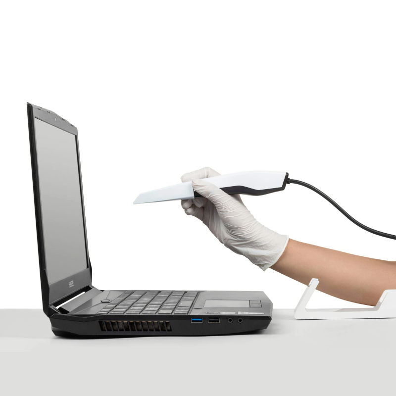 Intraoral scanner